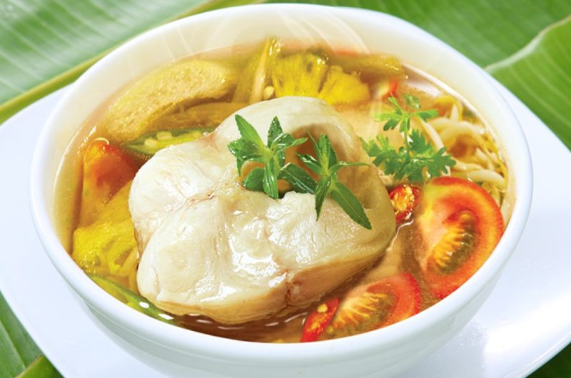 Canh cá nấu chua