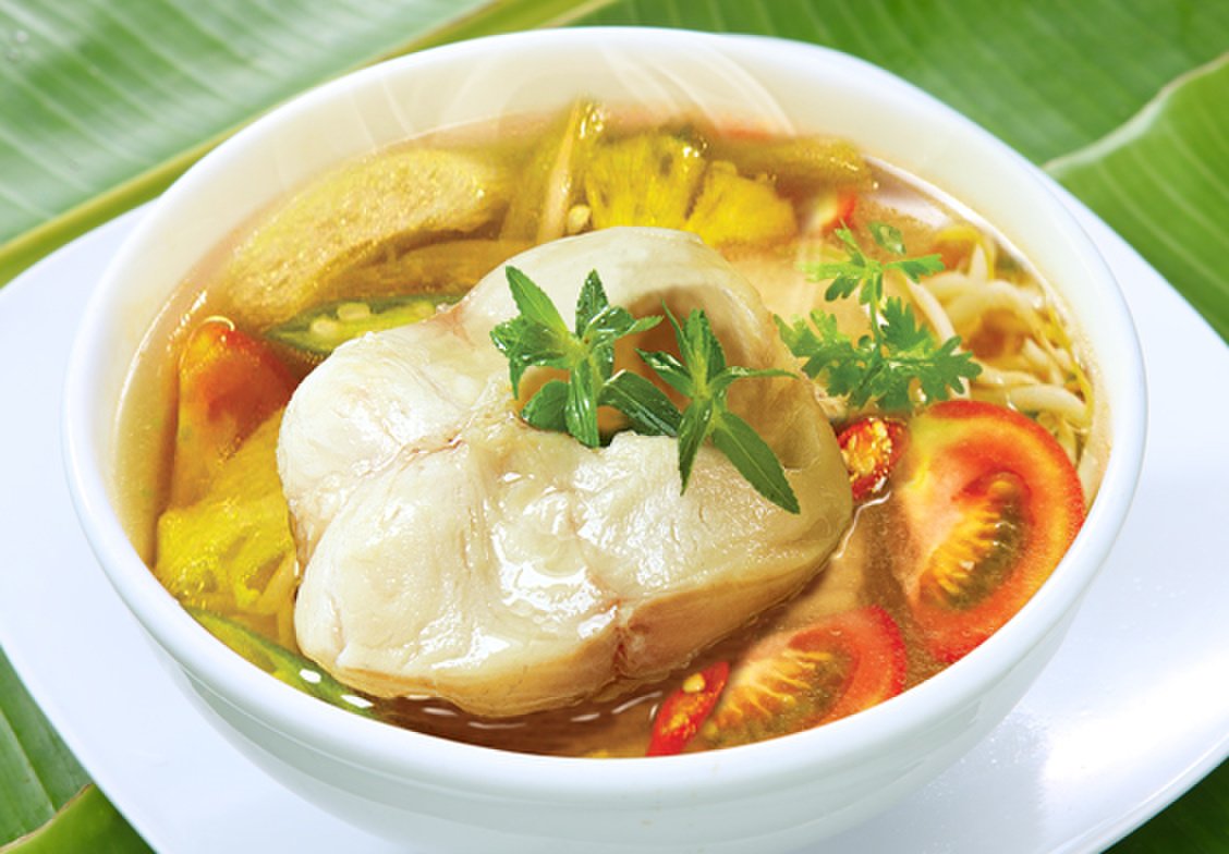 Canh cá nấu chua