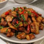 Thịt ba chỉ rang cháy cạnh